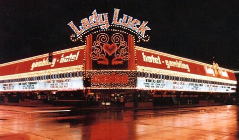 Vegas Lux : Lady Luck Casino.